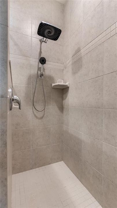 For Sale: $200,000 (4 beds, 2 baths, 1874 Square Feet)