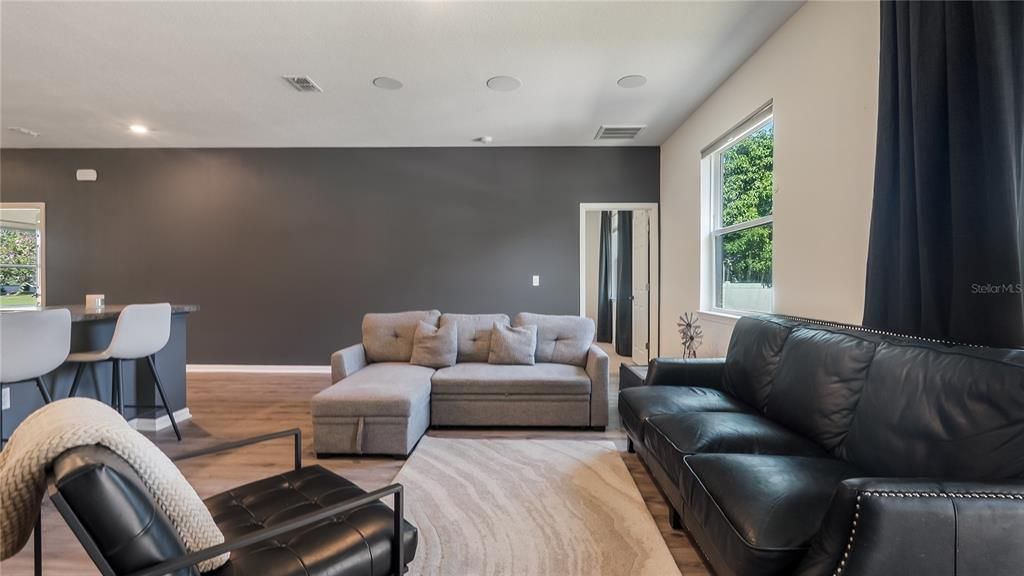 For Sale: $200,000 (4 beds, 2 baths, 1874 Square Feet)