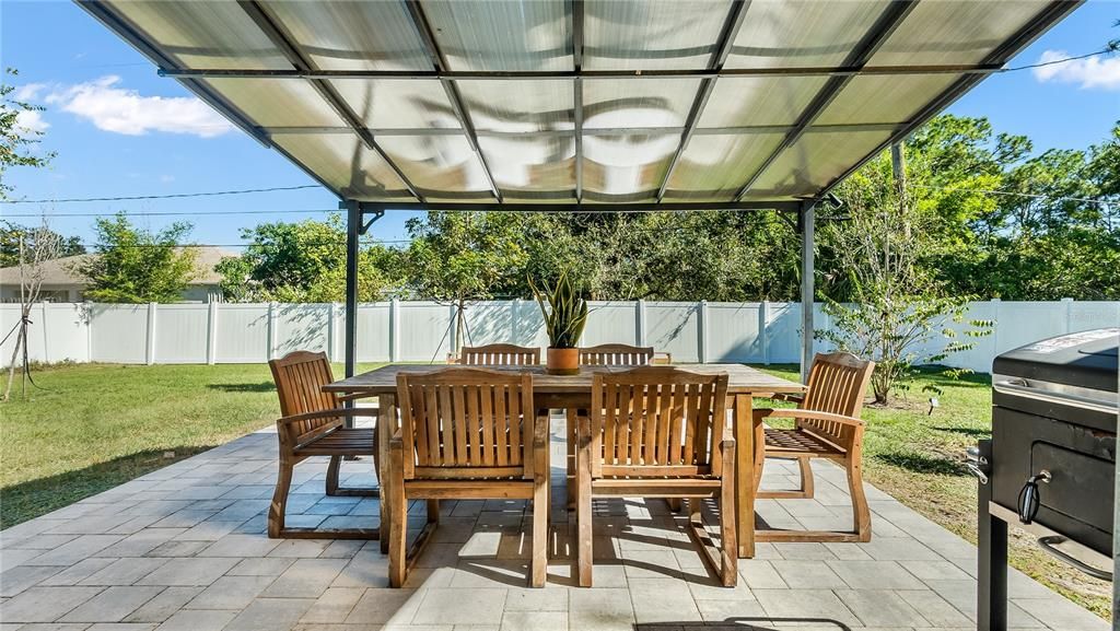 For Sale: $200,000 (4 beds, 2 baths, 1874 Square Feet)