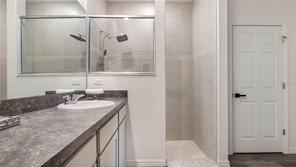 For Sale: $200,000 (4 beds, 2 baths, 1874 Square Feet)