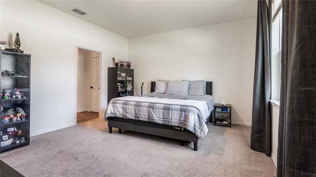 For Sale: $200,000 (4 beds, 2 baths, 1874 Square Feet)