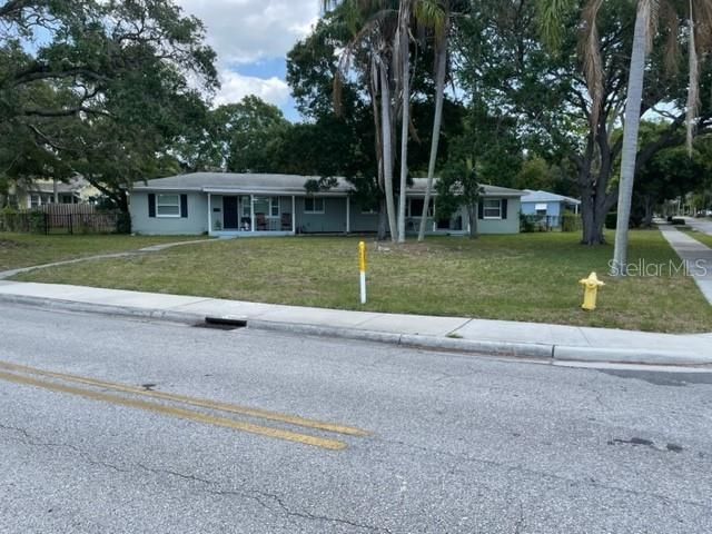 For Sale: $899,000 (4 beds, 0 baths, 1776 Square Feet)