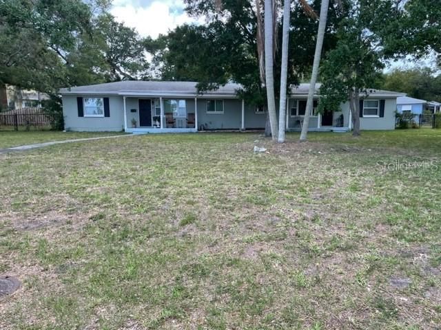 For Sale: $899,000 (4 beds, 0 baths, 1776 Square Feet)