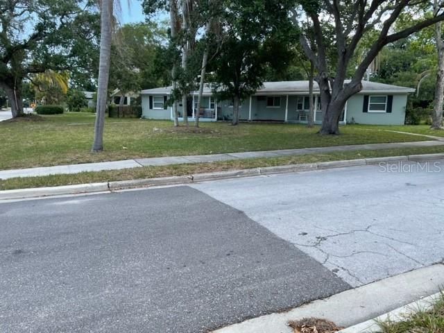 For Sale: $899,000 (4 beds, 0 baths, 1776 Square Feet)