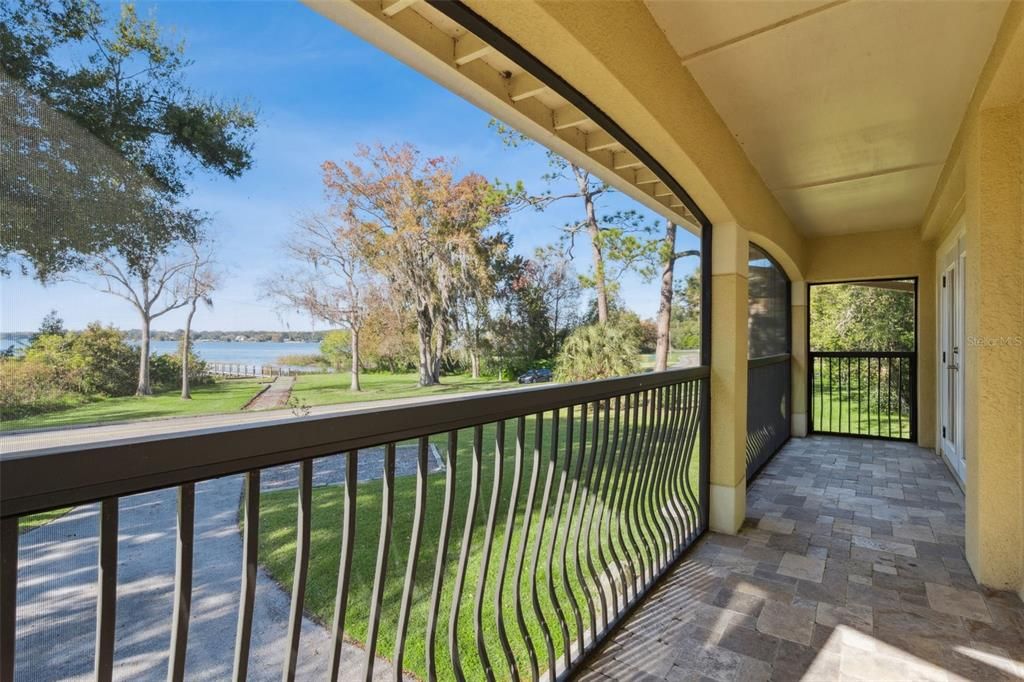 На продажу: $595,000 (3 спален, 2 ванн, 1617 Квадратных фут)