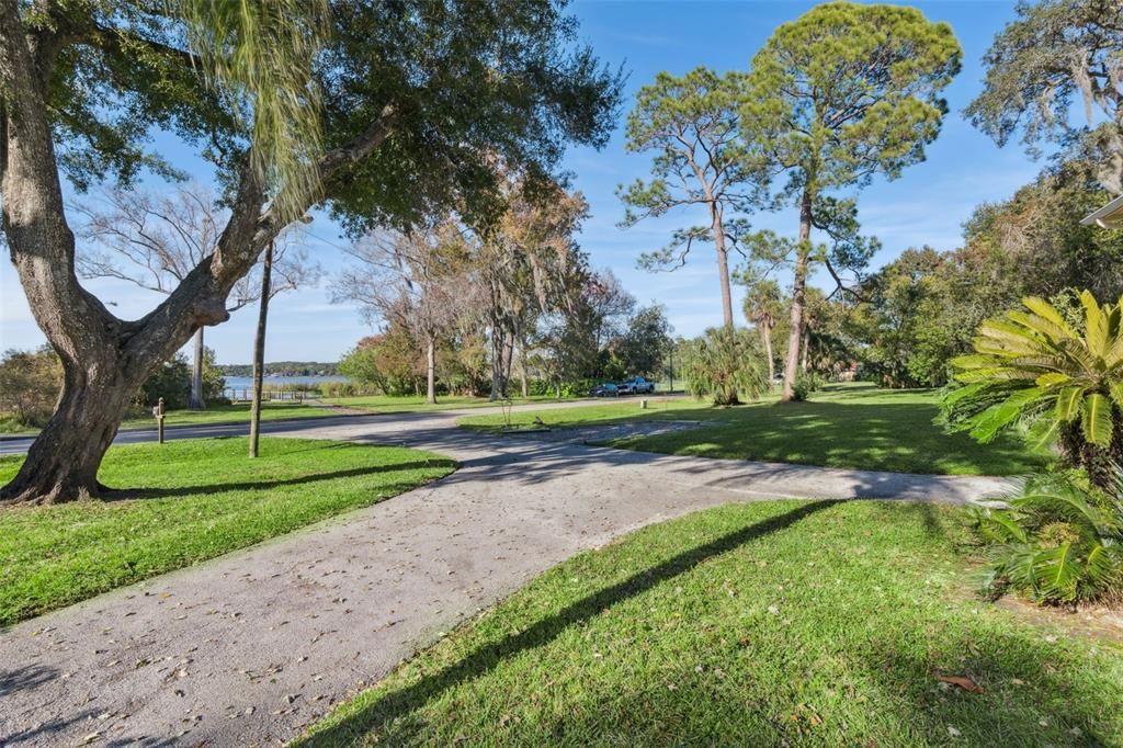 На продажу: $595,000 (3 спален, 2 ванн, 1617 Квадратных фут)