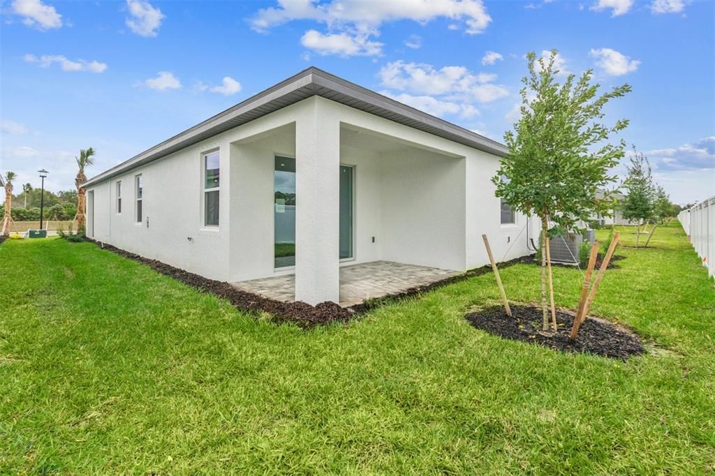 Activo con contrato: $317,999 (2 camas, 2 baños, 1680 Pies cuadrados)