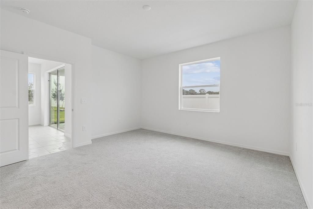 Activo con contrato: $317,999 (2 camas, 2 baños, 1680 Pies cuadrados)