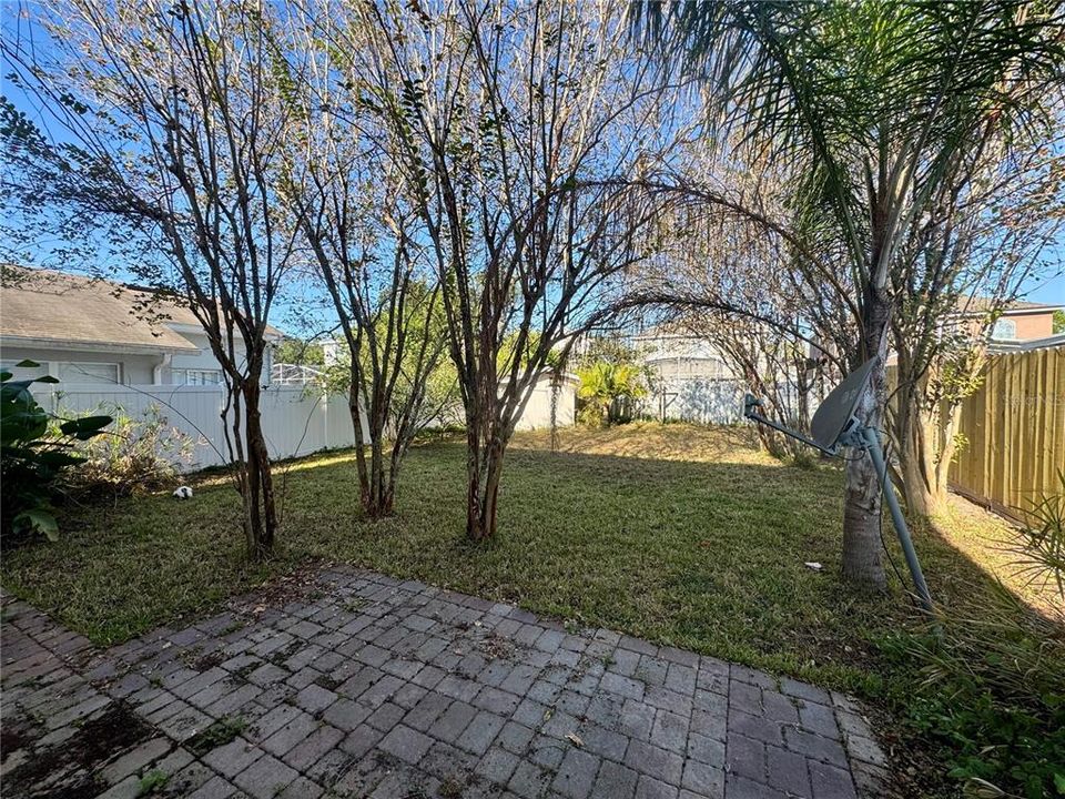 出租: $2,100 (3 贝兹, 2 浴室, 1419 平方英尺)