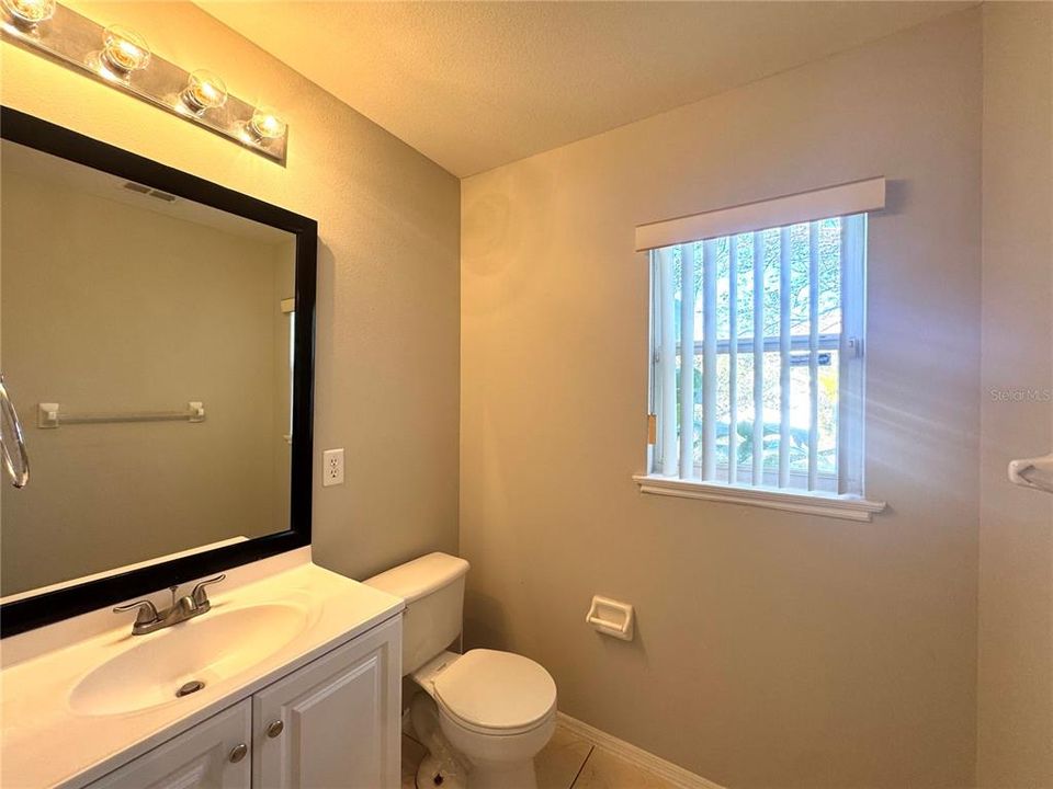 出租: $2,100 (3 贝兹, 2 浴室, 1419 平方英尺)