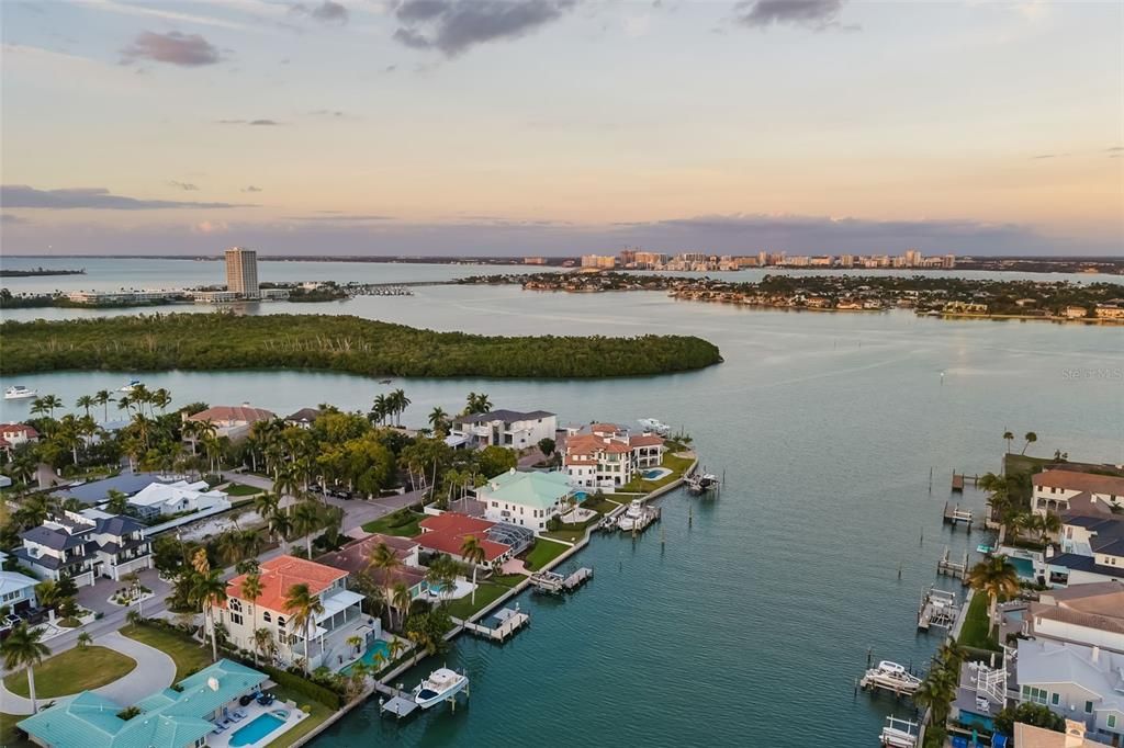 For Sale: $5,200,000 (3 beds, 3 baths, 2875 Square Feet)