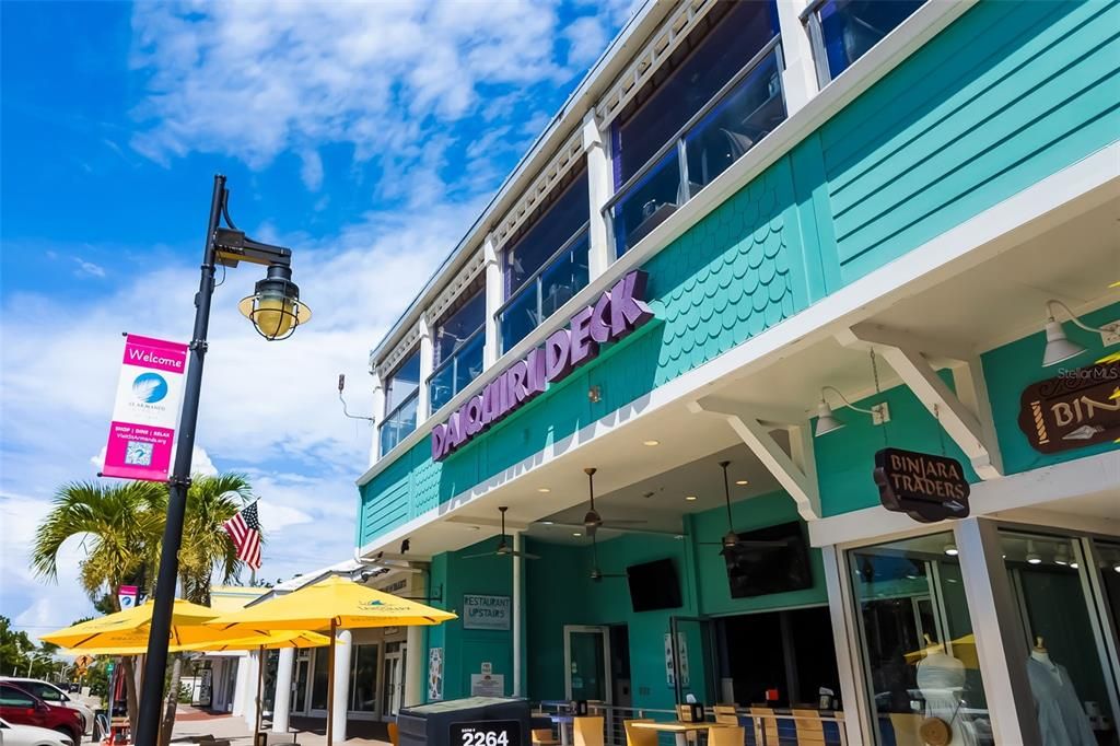 For Sale: $5,200,000 (3 beds, 3 baths, 2875 Square Feet)