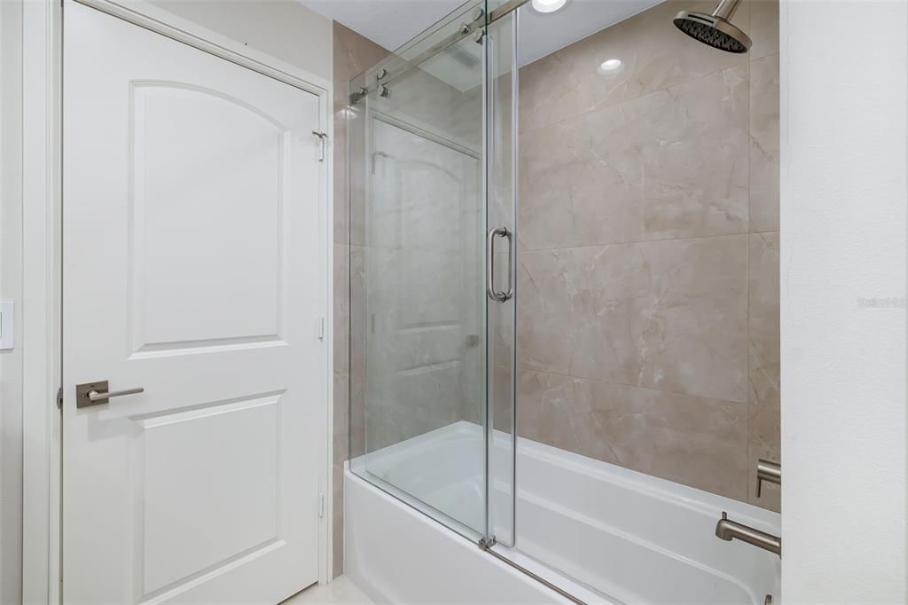 For Sale: $5,200,000 (3 beds, 3 baths, 2875 Square Feet)