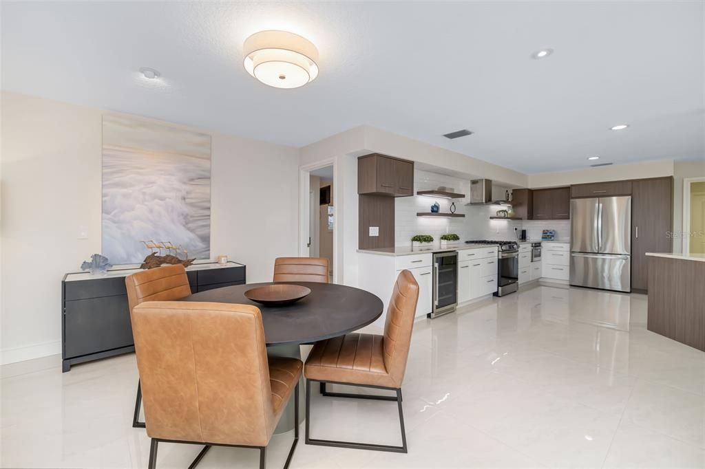 For Sale: $5,200,000 (3 beds, 3 baths, 2875 Square Feet)