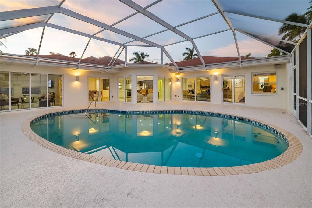 For Sale: $5,200,000 (3 beds, 3 baths, 2875 Square Feet)