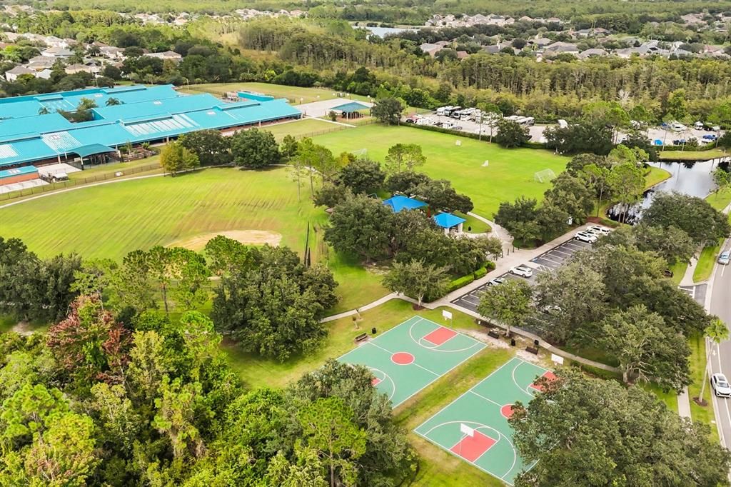 En Venta: $545,000 (4 camas, 2 baños, 2289 Pies cuadrados)