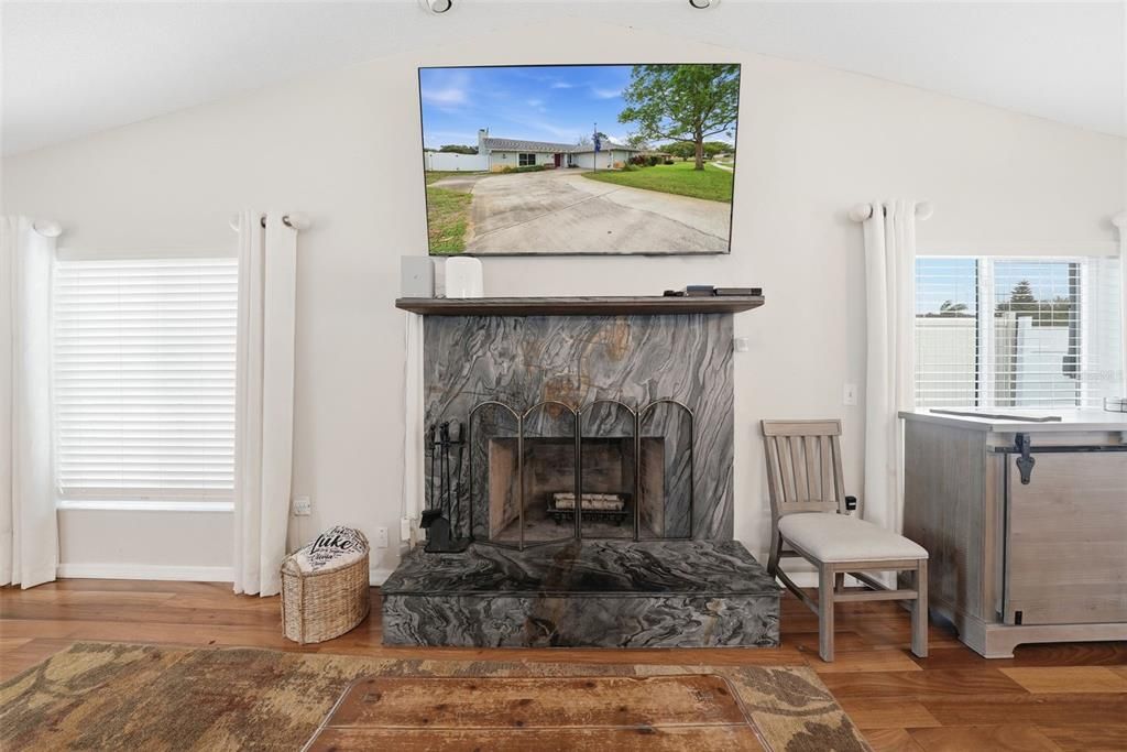 待售: $349,900 (3 贝兹, 2 浴室, 2222 平方英尺)