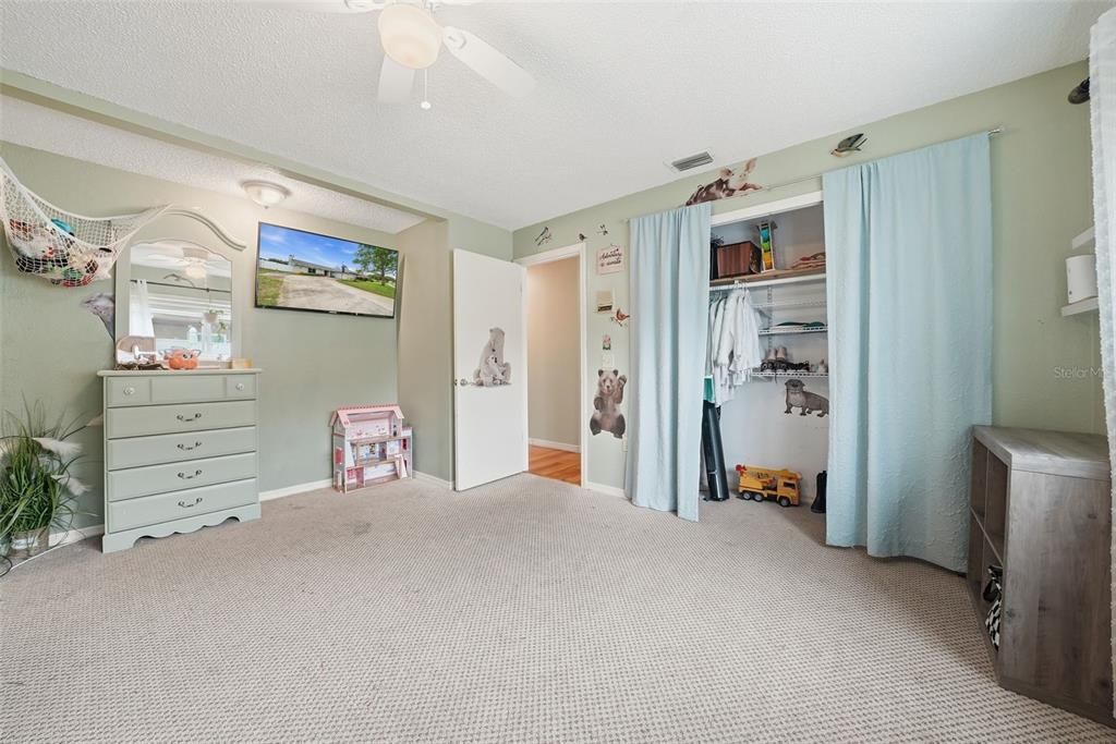 待售: $349,900 (3 贝兹, 2 浴室, 2222 平方英尺)