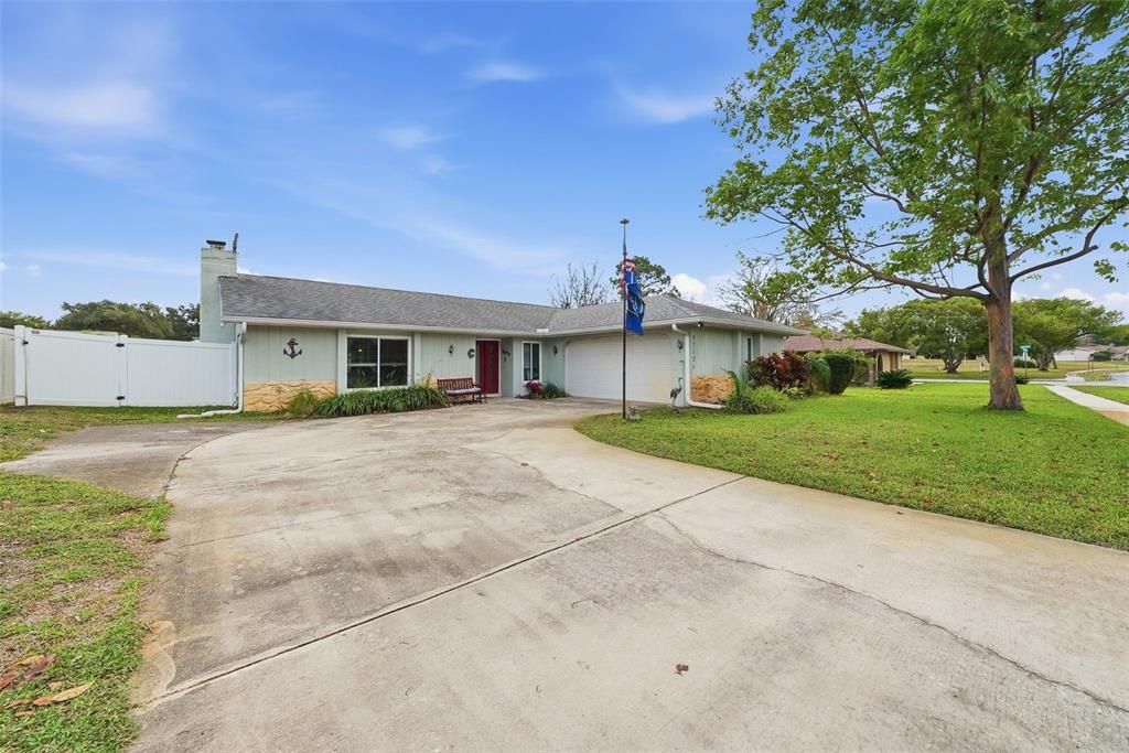 待售: $349,900 (3 贝兹, 2 浴室, 2222 平方英尺)