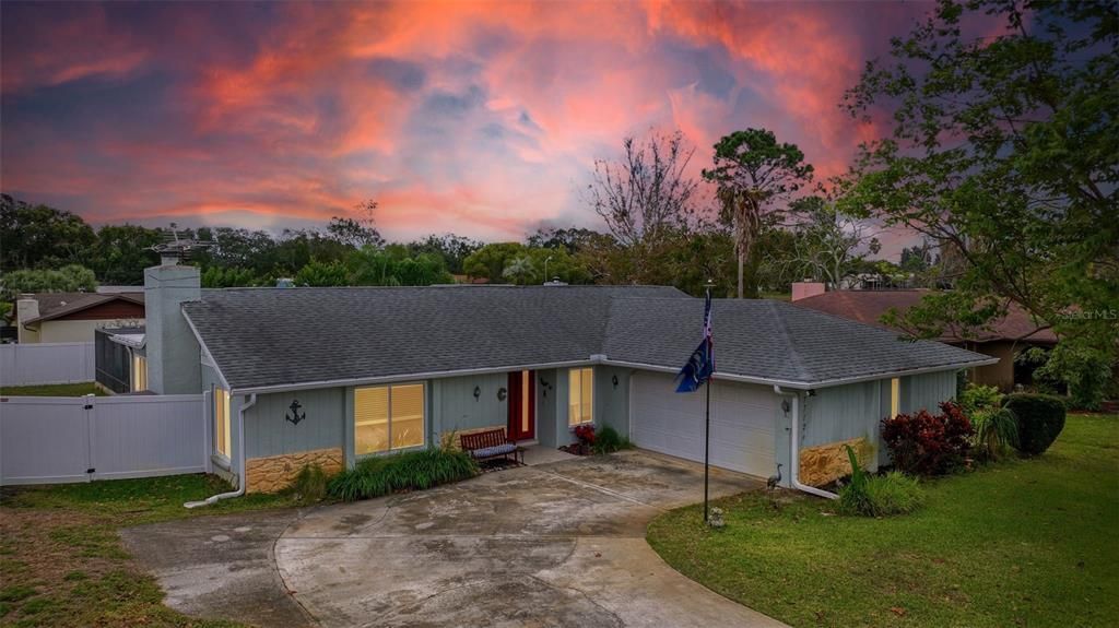 待售: $349,900 (3 贝兹, 2 浴室, 2222 平方英尺)