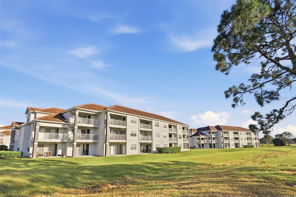 For Sale: $210,000 (2 beds, 2 baths, 1288 Square Feet)