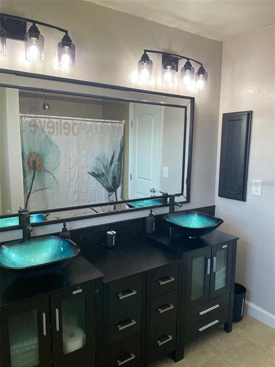 For Sale: $314,888 (3 beds, 2 baths, 1796 Square Feet)