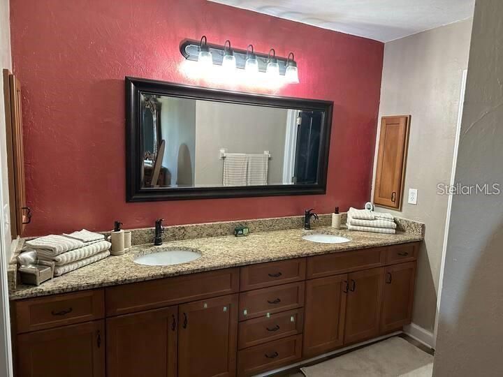 For Sale: $314,888 (3 beds, 2 baths, 1796 Square Feet)