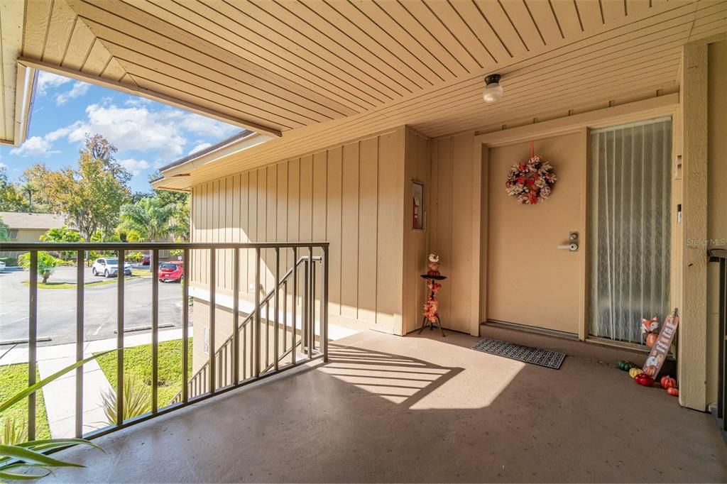 На продажу: $170,000 (2 спален, 2 ванн, 897 Квадратных фут)