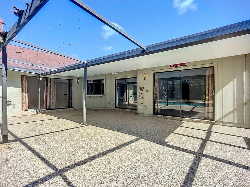 For Sale: $415,000 (3 beds, 2 baths, 1991 Square Feet)