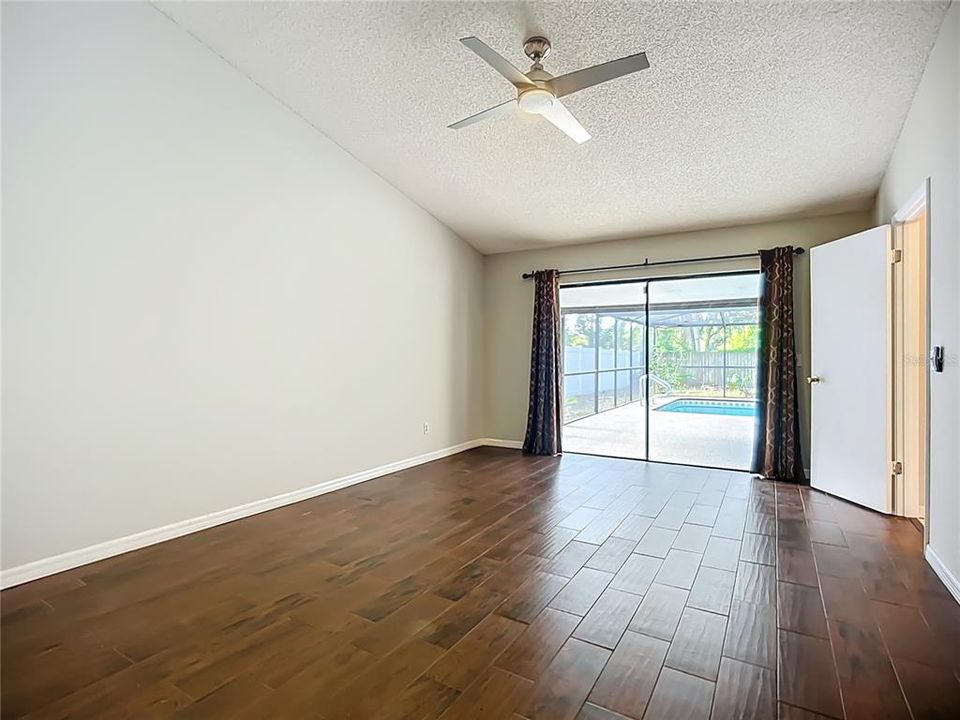 For Sale: $415,000 (3 beds, 2 baths, 1991 Square Feet)