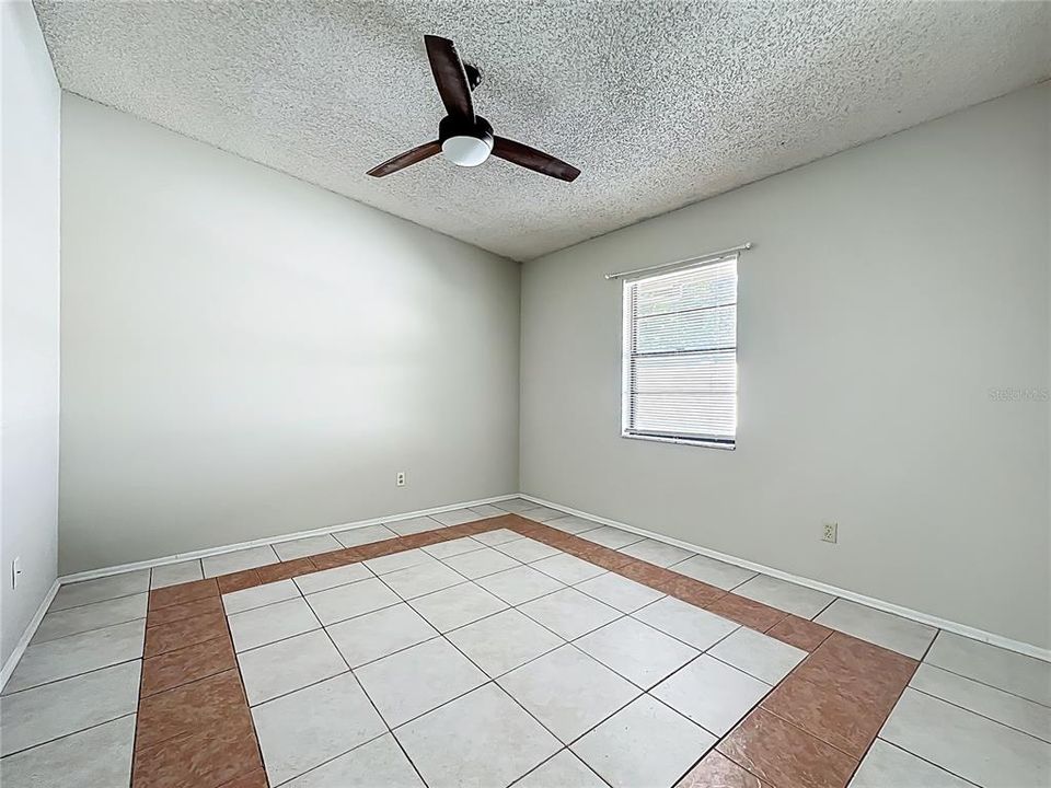 For Sale: $415,000 (3 beds, 2 baths, 1991 Square Feet)