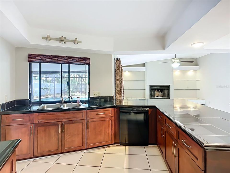 For Sale: $415,000 (3 beds, 2 baths, 1991 Square Feet)