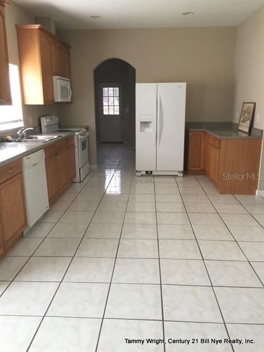For Rent: $1,500 (3 beds, 2 baths, 1458 Square Feet)