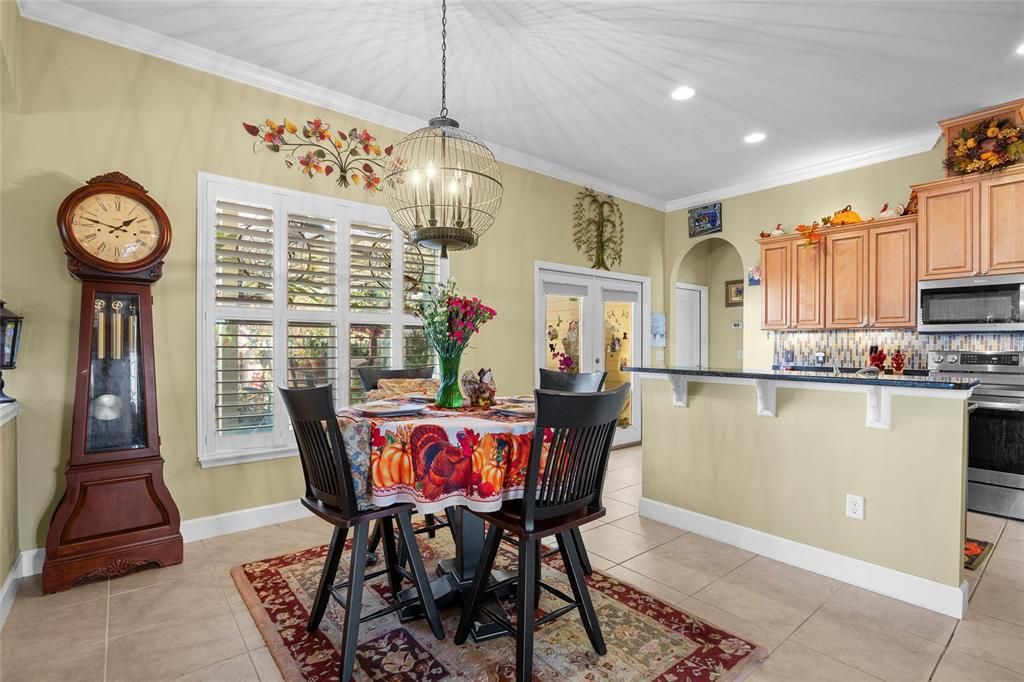 待售: $359,000 (4 贝兹, 3 浴室, 1850 平方英尺)