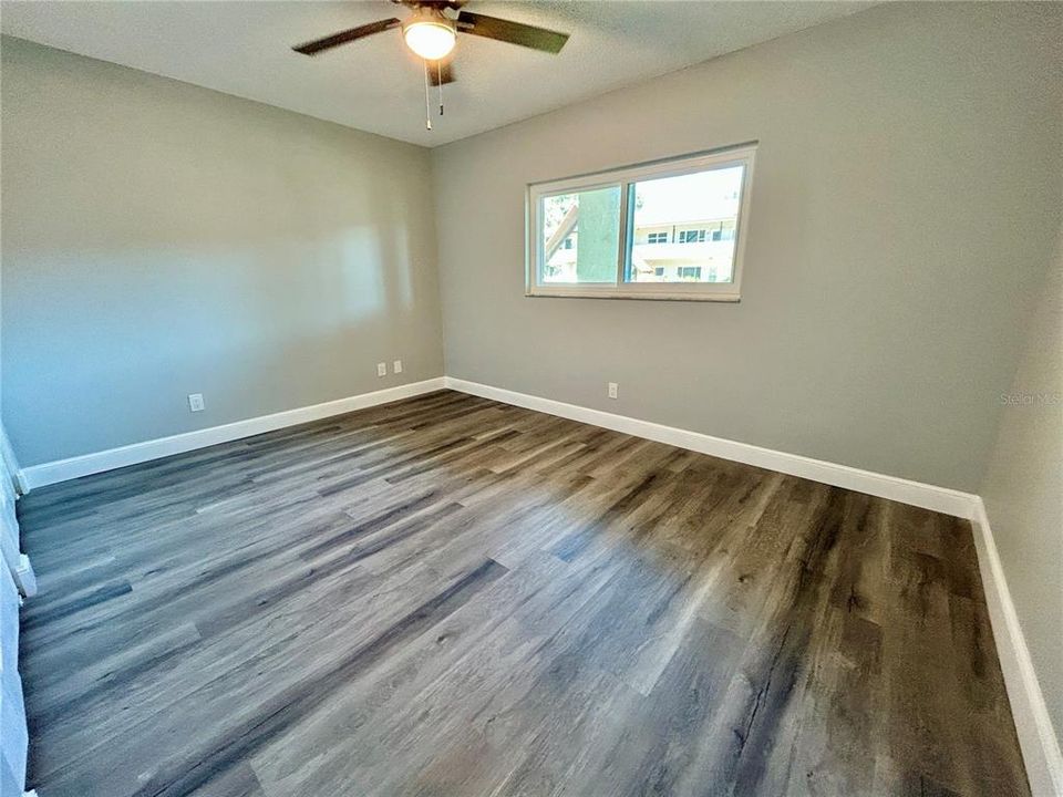 For Sale: $239,000 (2 beds, 2 baths, 1210 Square Feet)