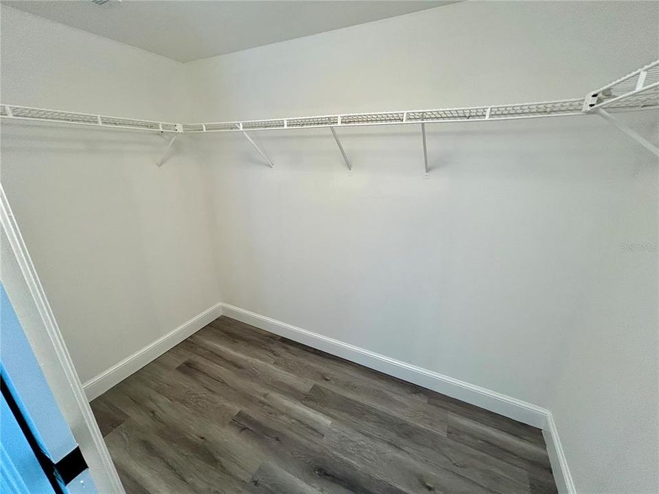 For Sale: $239,000 (2 beds, 2 baths, 1210 Square Feet)