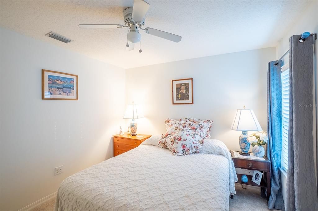 En Venta: $425,000 (4 camas, 3 baños, 2479 Pies cuadrados)