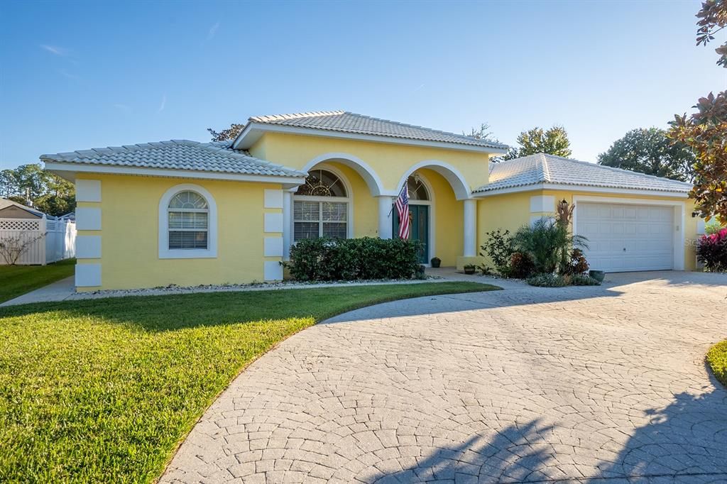 En Venta: $425,000 (4 camas, 3 baños, 2479 Pies cuadrados)