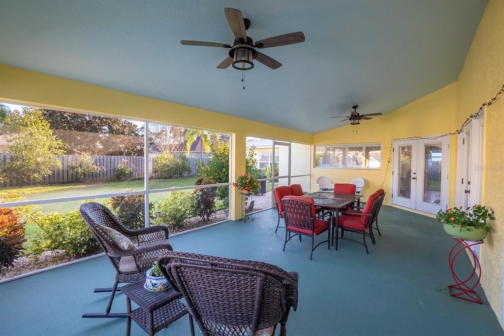 En Venta: $425,000 (4 camas, 3 baños, 2479 Pies cuadrados)