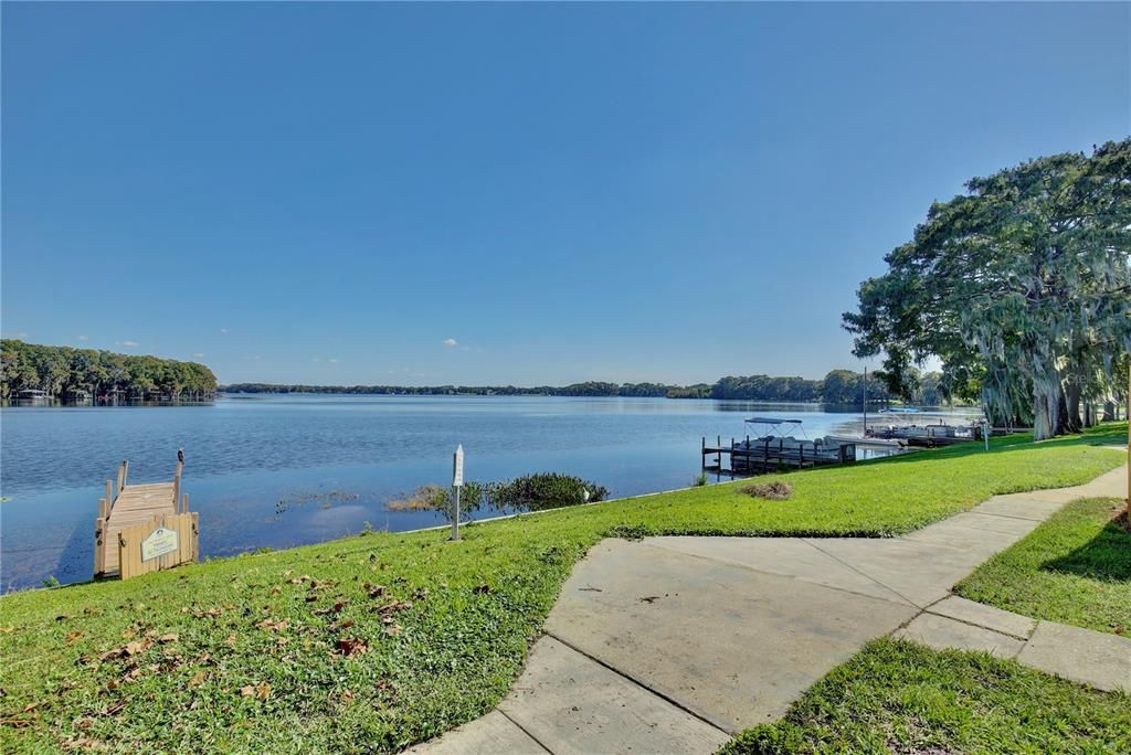 For Sale: $174,000 (2 beds, 1 baths, 891 Square Feet)