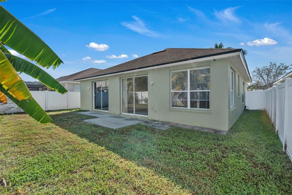 合同活跃: $325,000 (3 贝兹, 2 浴室, 1758 平方英尺)