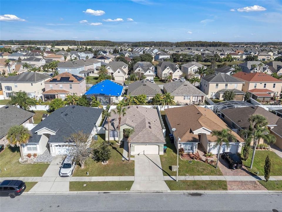 合同活跃: $325,000 (3 贝兹, 2 浴室, 1758 平方英尺)