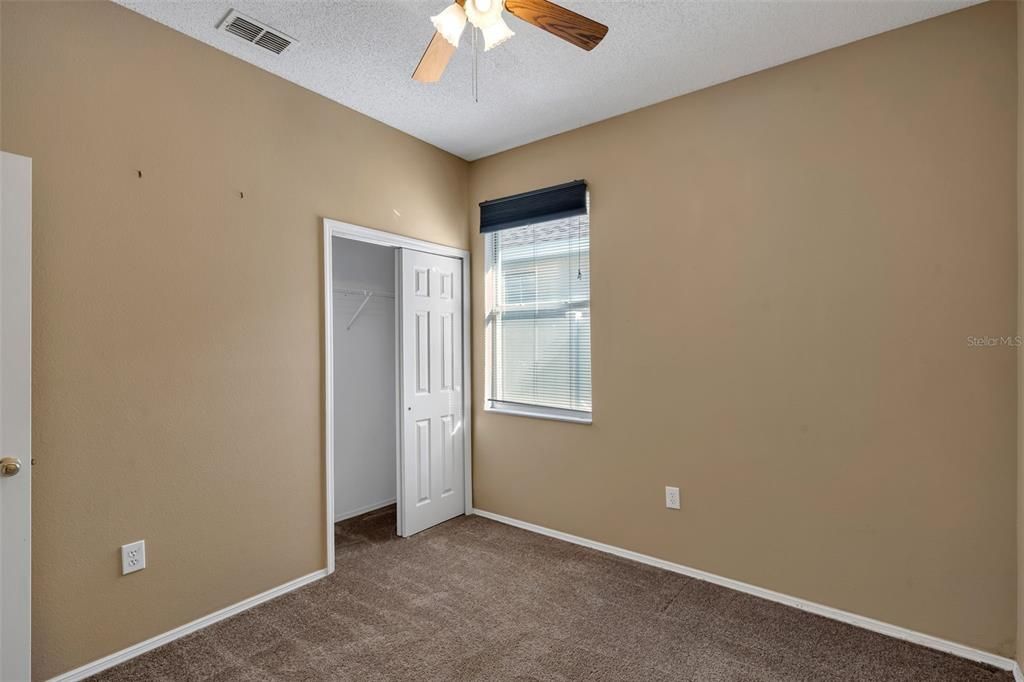 合同活跃: $325,000 (3 贝兹, 2 浴室, 1758 平方英尺)