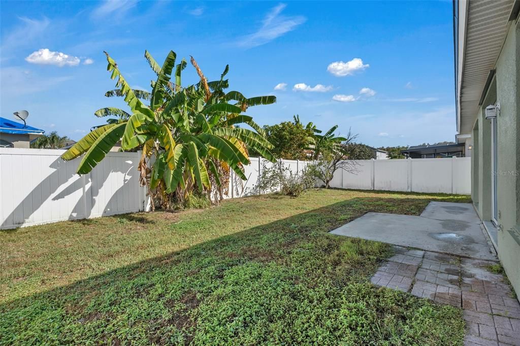 合同活跃: $325,000 (3 贝兹, 2 浴室, 1758 平方英尺)