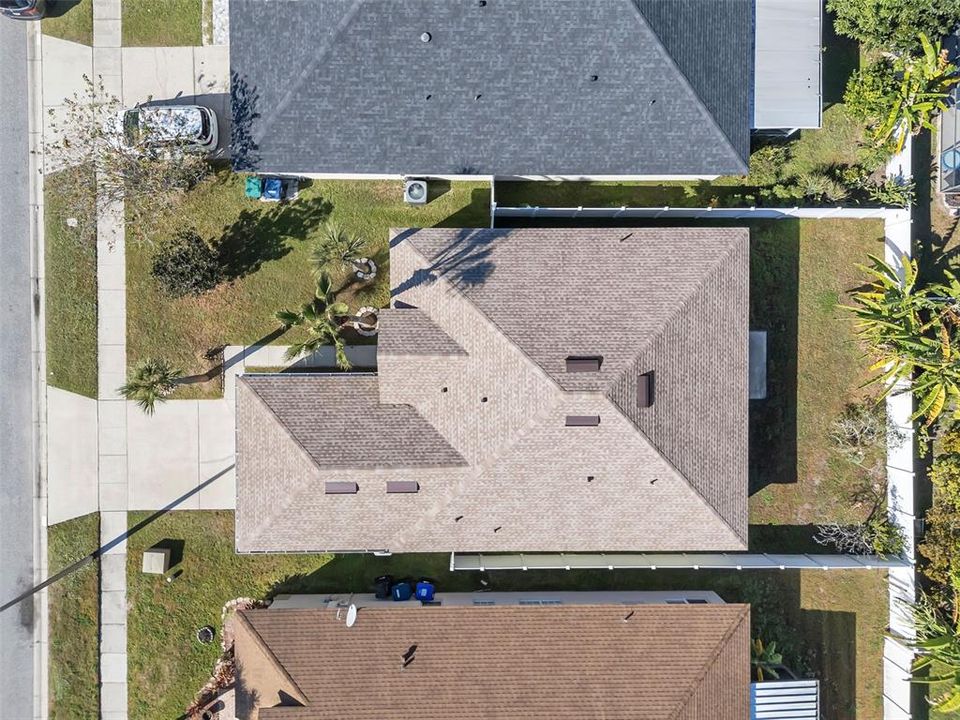 合同活跃: $325,000 (3 贝兹, 2 浴室, 1758 平方英尺)