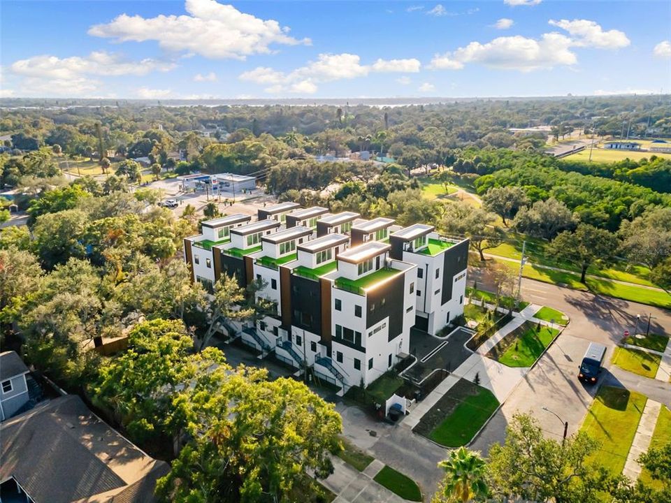 For Sale: $799,000 (3 beds, 3 baths, 2280 Square Feet)