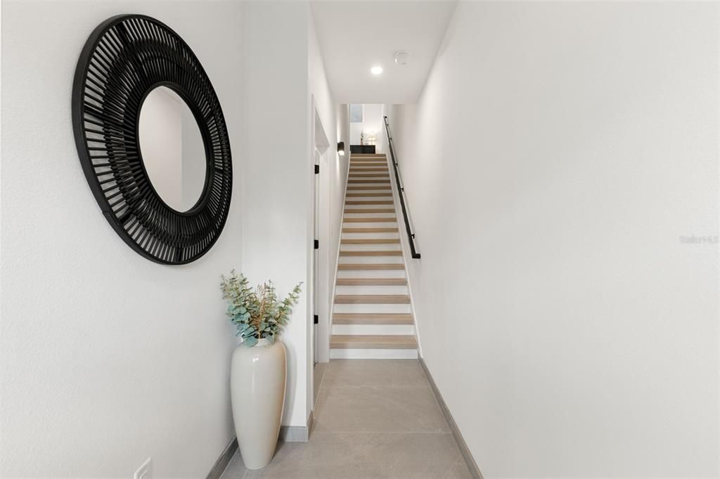 For Sale: $799,000 (3 beds, 3 baths, 2280 Square Feet)