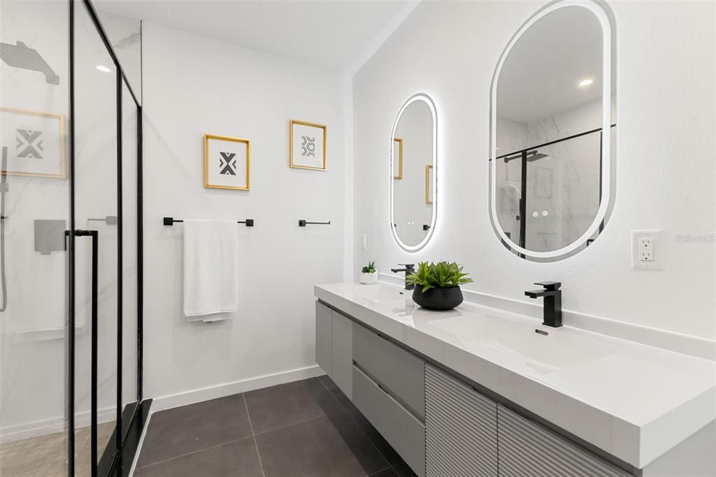 For Sale: $799,000 (3 beds, 3 baths, 2280 Square Feet)