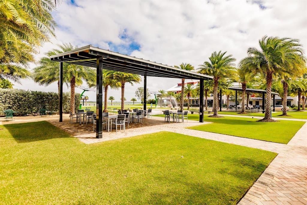 En Venta: $528,000 (3 camas, 2 baños, 2084 Pies cuadrados)