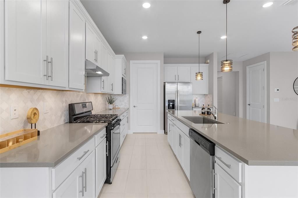 En Venta: $528,000 (3 camas, 2 baños, 2084 Pies cuadrados)